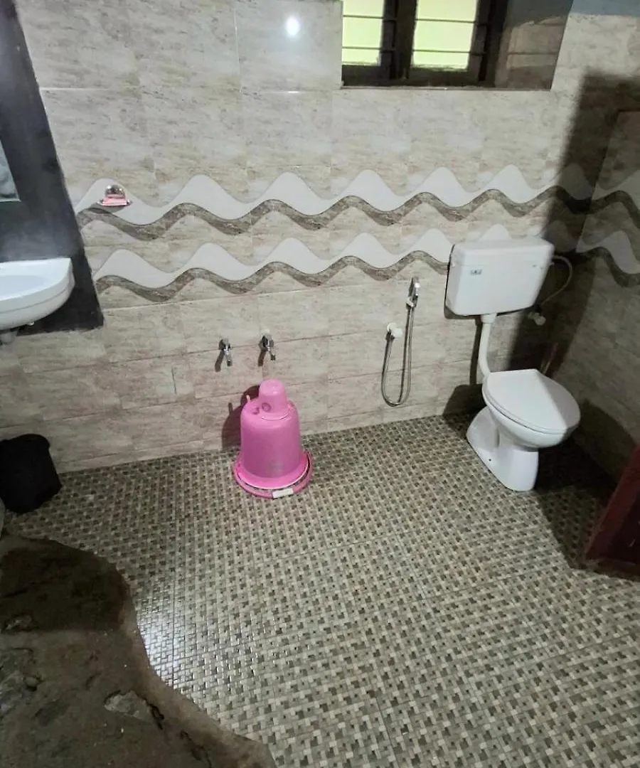 홈스테이 Escape Natural Farm Stay - Cave 2 Kanthalloor