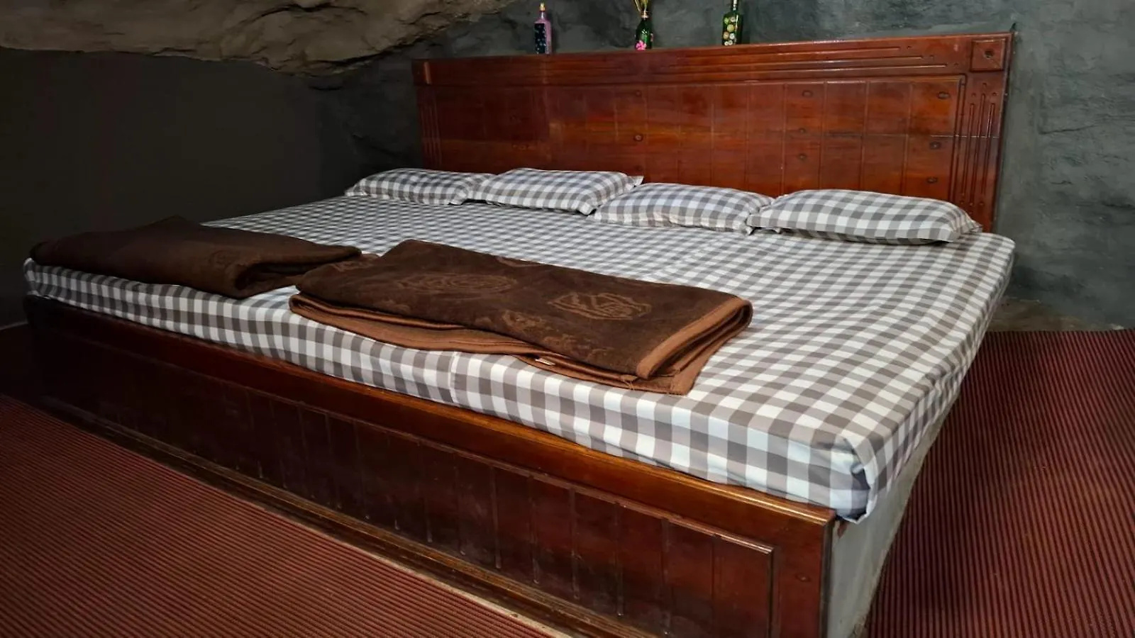 Escape Natural Farm Stay - Cave 2 Kanthalloor 0*,  India